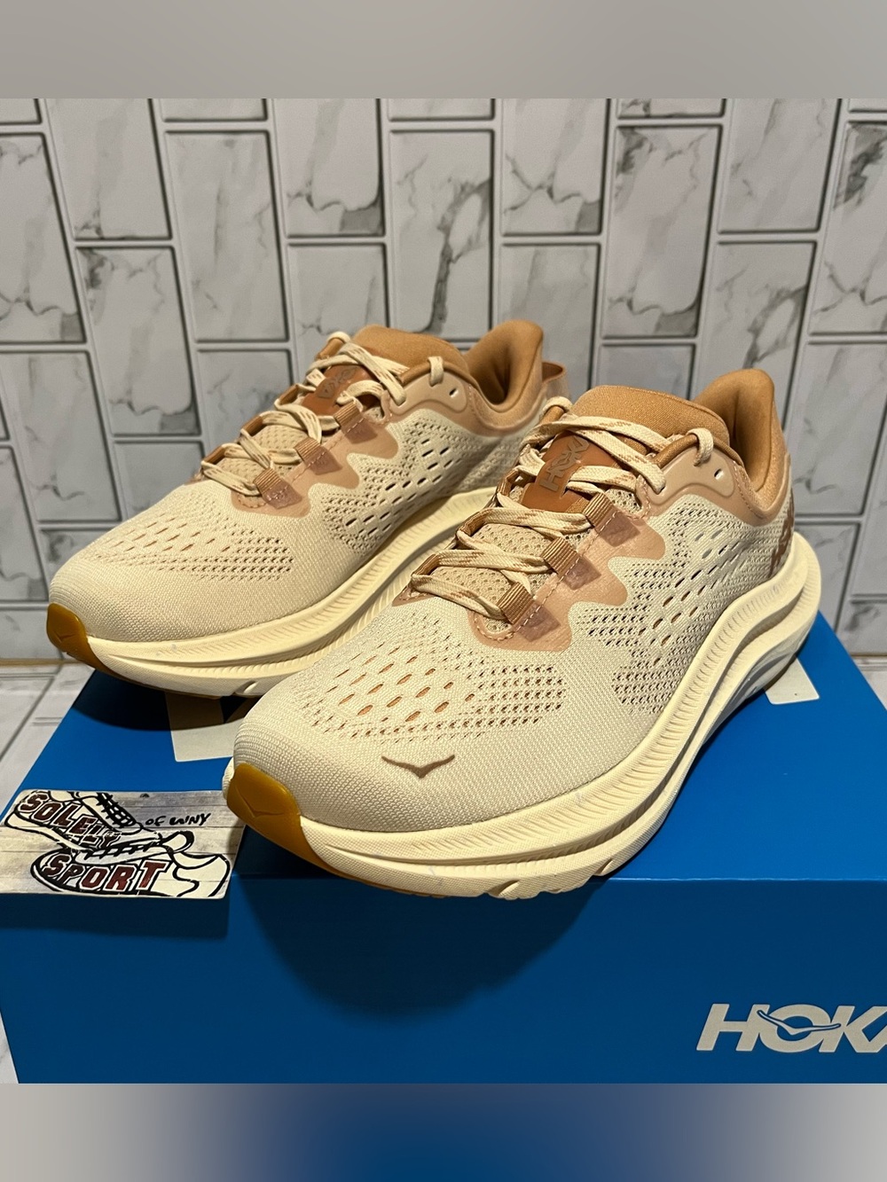 New Hoka One One Kawana 2 Running Training Walking Shoes Cream White Womens - Picture 2 of 13